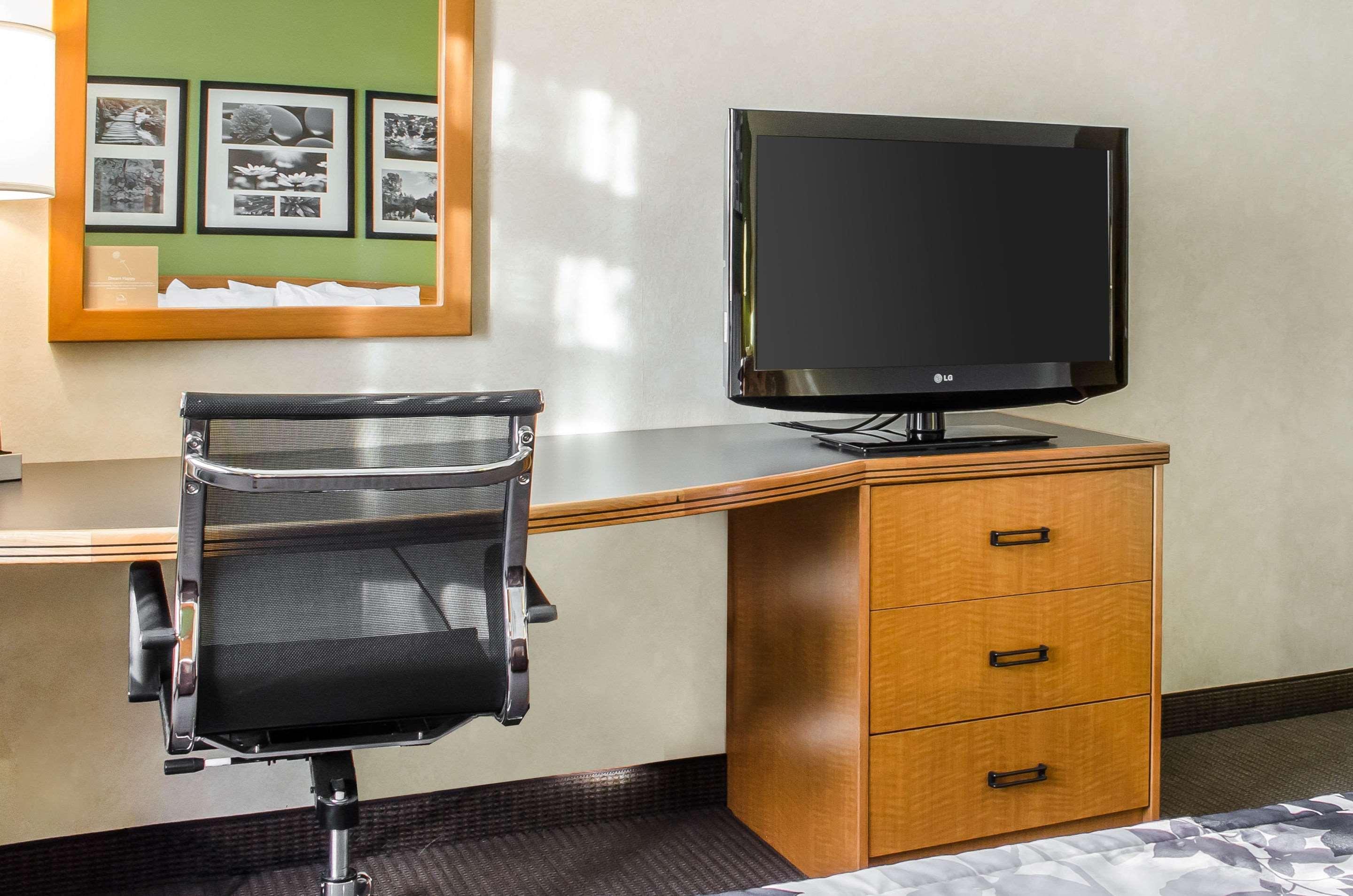 Sleep Inn & Suites Bensalem Εξωτερικό φωτογραφία